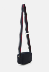 Tommy Hilfiger ICONIC CAMERA BAG Across body bag space blue ICONIC CAMERA BAG Сумка через плечо космический синий