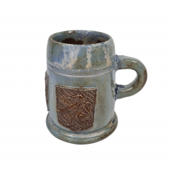 Кружка пивная винтажная с изображением льва на гербе, серая керамика, 10 см, Бельгия, 1960-70гг.