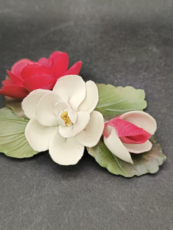 Статуэтка винтажная The Franklin Mint "Роза York & Lancaster", фарфор, 14 х 5 см, Италия, 1985 год.