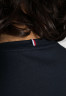 Tommy Hilfiger HERITAGE CREW NECK GRAPHIC TEE Print T-shirt midnight ФУТБОЛКА HERITAGE С КРУГЛЫМ ВЫРЕЗОМ С ГРАФИКОЙ Футболка с принтом полночь