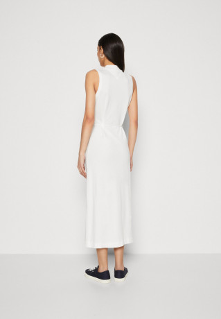 Tommy Hilfiger SLM COLLR DTAIL MIDI DRS NS Shirt dress ecru SLM COLLR DTAIL MIDI DRS NS Платье-рубашка экрю