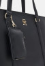 Tommy Hilfiger TOMMY LIFE SOFT TOTE Tote bag black TOMMY LIFE SOFT TOTE Сумка-тоут черный