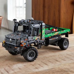 LEGO LEGO Technic 42129 Appgesteuerter 4x4 Mercedes-Benz Zetros Offroad-Truck LEGO Technic 42129 Внедорожник Mercedes-Benz Zetros 4x4 с управлением через приложение