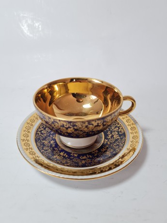 Tirschenreuth P.T Bavaria Чайная пара синяя с обильной позолотой и узором, Германия, 1960-70гг.