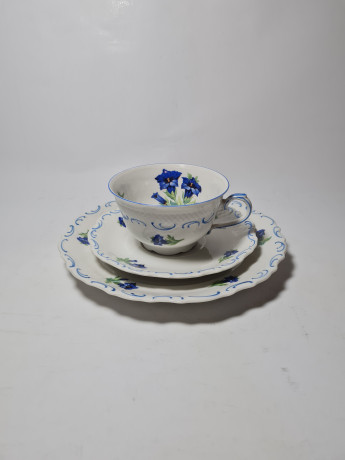 Schumann Bavaria Нежное винтажное чайное трио "Синие цветы" с фактурным узором по ободку, Германия, 1960-70гг.