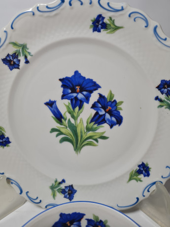 Schumann Bavaria Нежное винтажное чайное трио "Синие цветы" с фактурным узором по ободку, Германия, 1960-70гг.