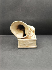 Шкатулка винтажная в форме патефона с цветочным декором, керамика, 10 х 9 см, Италия, 1960-70гг.