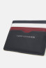 Tommy Hilfiger CENTRAL SMOOTH HOLDER UNISEX Wallet space blue ЦЕНТРАЛЬНЫЙ ГЛАДКИЙ ДЕРЖАТЕЛЬ УНИСЕКС Бумажник космический синий