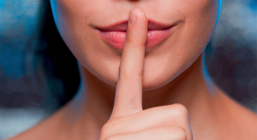 BOSCH BOSCH Akku-Stielstaubsauger Athlet BKH86SIL1, ProSilence 28V, beutellos, extra leise, inkl. Zubehor-Set, 60 Min. Laufzeit  Беспроводной пылесос BOSCH Athlet BKH86SIL1, ProSilence 28 В, без мешка, очен тихий, включая набор аксессуаров, время работы 6