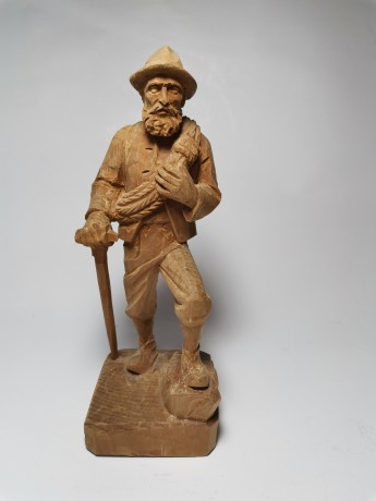 German Wood Adolf Kramer "Heidi", Редчайшая Коллекционная деревянная фигура Адольфа Крамера из к/ф "Хейди", искусно вырезаны мельчайшие детали, полностью ручная работа, 20см, Германия 1940г.