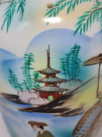 Original-Aerozon Фарфоровая ваза с рисунком в китайском стиле, 16,5 x 9,5 см, Германия, 1960-70гг.