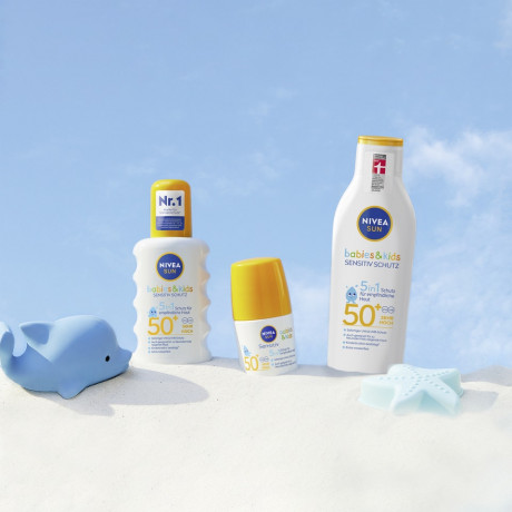 NIVEA SUN Babies & Kids Sensitiv Sonnenroller LSF 50+, 50 ml, Нивеа Детский солнцезащитный ролик, SPF 50+, для чувствительной кожи, удобное нанесение, 50 мл