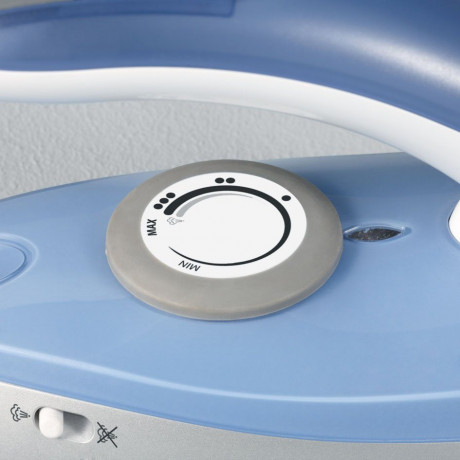 Severin Severin Reisebugeleisen BA 3234 Reisebugeleisen Edelstahlsohle Anzeigelicht 1000 Watt Дорожный утюг Severin BA 3234, индикаторная лампочка на подошве из нержавеющей стали, 1000 Вт