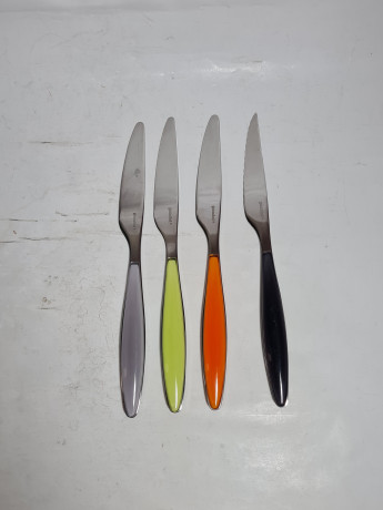 Набор столовых приборов винтажный Guzzini / Коллекция "Feeling", с цветными ручками, пластик / сталь, 23 см, Италия, 1990-2000гг.