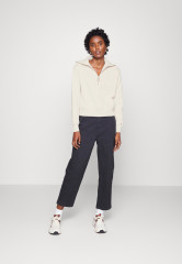 Tommy Hilfiger RELAXED COSY Sweatshirt white dove RELAXED COSY Толстовка Белый голубь