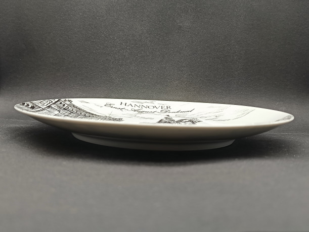 Тарелка декоративная винтажная Royal KPM Bavaria "Ганновер", фарфор, 24 см, Германия, 1970-80гг.