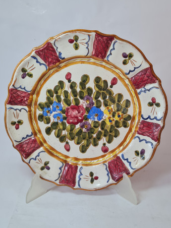 Тарелка винтажная декоративная с ярким цветочным рисунком, керамика, ручная работа, 27 x 4 см, Германия, 1960-70гг.