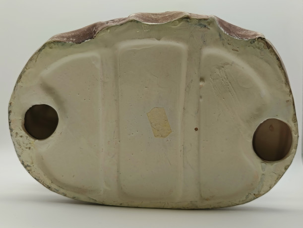 Статуэтка винтажная большая Capodimonte "Дровосек с топором на лавочке", фарфор, 21 х 20.5 см, Италия, 1960-70гг.