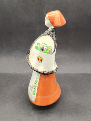 Статуэтка винтажная Aquincum &quot;Венгерская женщина в национальном костюме&quot;, Будапешт, ручная роспись, фарфор, 20 х 10 см, Венгрия, 1950-60гг.