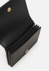 Tommy Hilfiger CHIC CONCERTINA Wallet black CHIC CONCERTINA Кошелек черный