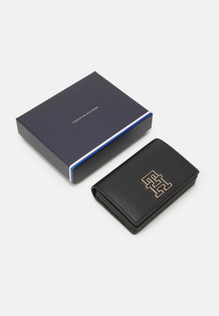 Tommy Hilfiger CHIC CONCERTINA Wallet black CHIC CONCERTINA Кошелек черный