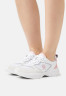 Tommy Hilfiger SPORTY RUNNER Trainers white SPORTY RUNNER Кроссовки белый