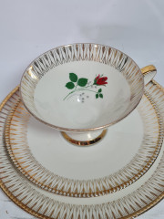 Чайное трио винтажное Winterling Roslau Bavaria &quot;Алая роза&quot; с золотым орнаментом, фарфор, Германия, 1960-70гг.