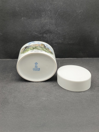 Банка для хранения винтажная AK Kaiser "Гейдельбергский замок", цилиндрической формы, фарфор, 10 х 8 см, Германия, 1970-80гг.