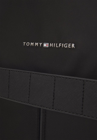 Tommy Hilfiger ELEVATED BACKPACK UNISEX Rucksack black ПОВЫШЕННЫЙ РЮКЗАК УНИСЕКС Рюкзак черный