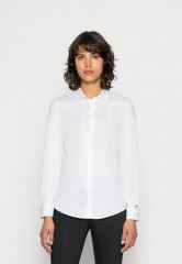 Tommy Hilfiger HERITAGE SLIM FIT Button-down blouse classic white HERITAGE SLIM FIT Блуза на пуговицах классический белый