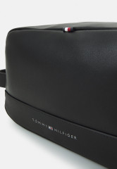 Tommy Hilfiger ESSENTIAL WASHBAG Travel accessory black ESSENTIAL WASHBAG Дорожный аксессуар черный