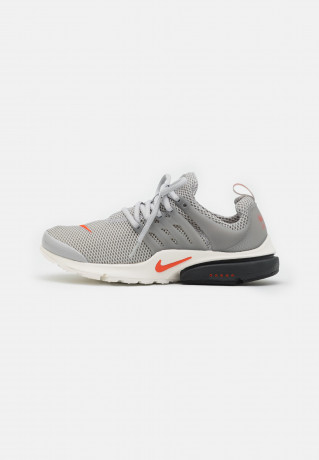 Nike Sportswear AIR PRESTO GEL UNISEX Sneaker low grey fog/team orange/sail/particle grey AIR PRESTO GEL UNISEX Низкие кроссовки женские серый туман/командный оранжевый/парус/серая частица
