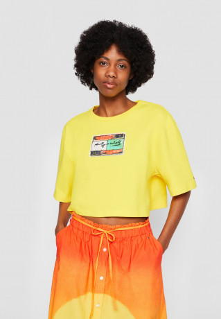 Tommy Hilfiger TOMMY HILFIGER X ANDY WARHOL FLAG CROPPED TEE Print T-shirt vivid yellow УКОРОЧЕННАЯ ФУТБОЛКА TOMMY HILFIGER X ANDY WARHOL FLAG Футболка с принтом ярко-желтый