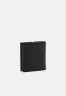 Tommy Hilfiger LEA TRIFOLD UNISEX Wallet black LEA TRIFOLD UNISEX Бумажник черный