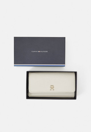 Tommy Hilfiger CITY SUMMER WALLET Wallet sugarcane КОШЕЛЕК CITY SUMMER Кошелек сахарный тростник