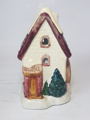 Подсвечник винтажный керамический в виде дома, 9,5 x 7,5 x 13 см, Германия, 1960-70гг.