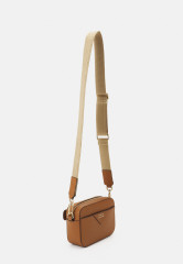 Tommy Hilfiger PUSHLOCK CAMERA BAG Across body bag tan СУМКА ДЛЯ КАМЕРЫ PUSHLOCK Сумка через плечо загар
