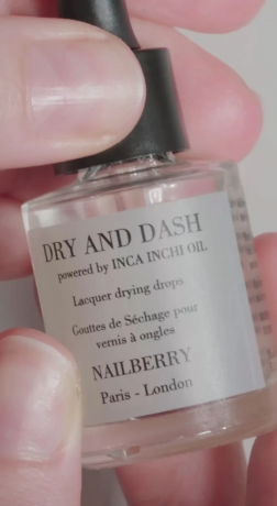 Nailberry Dry & Dash Масло-сушка для ногтей с маслом инка инчи, средство для быстрого высыхания лака, уход за ногтями и кутикулой, 11 мл