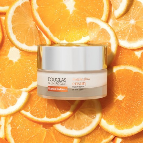 Douglas Collection Vitamin Radiance Instant Glow Cream Мгновенное сияние с витаминным сиянием