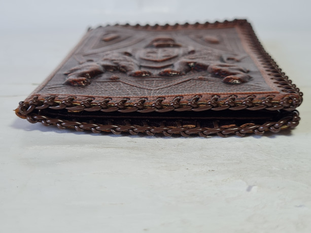 Портмоне винтажное с гербом и двумя львами, натуральная кожа, ручная работа, 13.5 х 9 см, Германия, 1970-80гг.