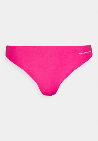 Tommy Hilfiger THONG 3 PACK Thong hot magenta/breezy blue/desert sky НАБОР 3 КОМПЛЕКТА ТРЕНАЖЕЙ Стринги горячий пурпурный / свежий синий / небо пустыни