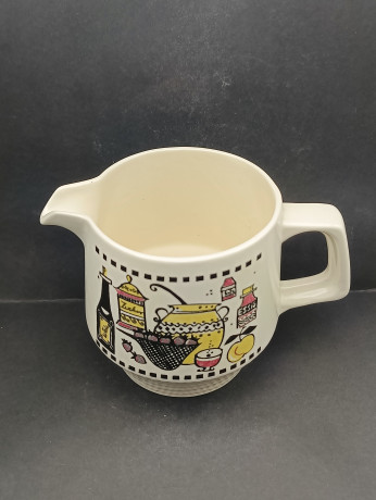 Кувшин винтажный Staffel Limburg, кремовый с ярким декором, керамика, 20 х 13.5 см, Германия, 1970-80гг.