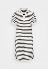 Tommy Hilfiger RELAXED POLO KNEE DRESS Day dress breton/white/desert sky ПЛАТЬЕ ДО КОЛЕН ПОЛО RELAXS Повседневное платье бретонский/белый/небо пустыни