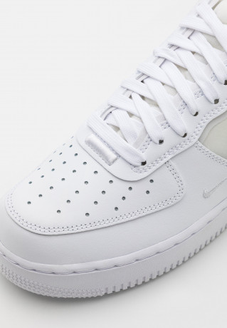 Nike Sportswear AIR FORCE 1 REACT UNISEX Sneaker low white AIR FORCE 1 REACT UNISEX Низкие кроссовки женские белый