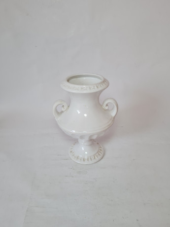 Ваза винтажная с двумя ручками, белый фарфор, 20,5 x 15 см, Германия, 1960-70гг.