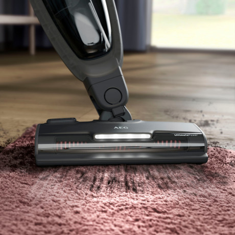 AEG AEG Akku-Hand-und Stielstaubsauger CLEAN 5000 OKO (AS52B21OKO), beutellos, 2in1, leise 79 dB(A), 74 % Recyclingmaterial, bis zu 50 Min. Laufzeit  Беспроводной ручной пылесос AEG CLEAN 5000 OKO (AS52B21OKO), без мешка, 2-в-1, тихий уровень шума 79 дБ(А