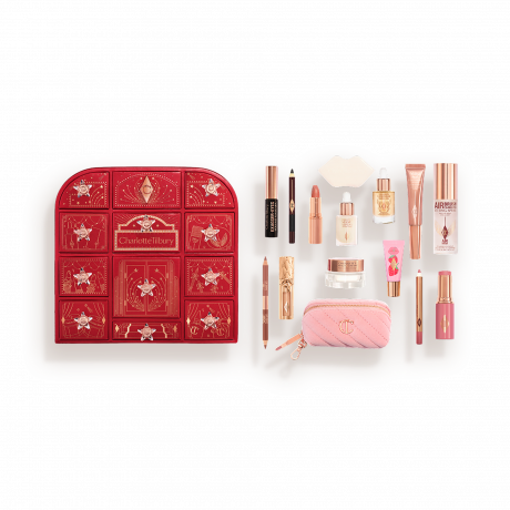 Charlotte Tilbury Hollywood Beauty Wonderland Advent Calendar 2026, Адвент-календарь 2026 с декоративной косметикой для лица, глаз и губ, уходом за кожей и аксессуарами, 15 подарков