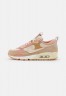 Nike Sportswear W AIR MAX 90 FUTURA Sneaker low sanddrift/hemp/rose whisper/sail/yellow W AIR MAX 90 FUTURA кроссовки женские низкие песок/конопля/розовый шепот/парус/желтый