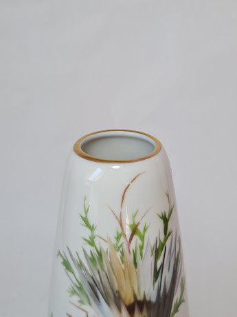 Ваза для цветов винтажная Reuschel und Koniger Bavaria, белый фарфор с цветочным декором, 20 x 7 см / 3 см, Германия, 1960-70гг.