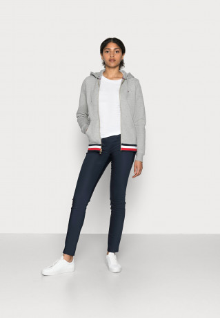 Tommy Hilfiger HERITAGE CREW NECK TEE Basic T-shirt classic white ФУТБОЛКА HERITAGE CREW NECK Базовая футболка классический белый